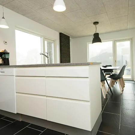 8 Person Holiday Home In R M Holiday home Romo Kirkeby